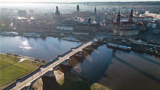 Sonniges Wetter in Dresden ein paar Tage vor Weihnachten.