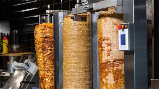 Sonst dreht sich darauf das Fleisch, in diesem Fall wurde ein Dönerspieß als Einbruchswerkzeug verwendet. (Symbolbild)