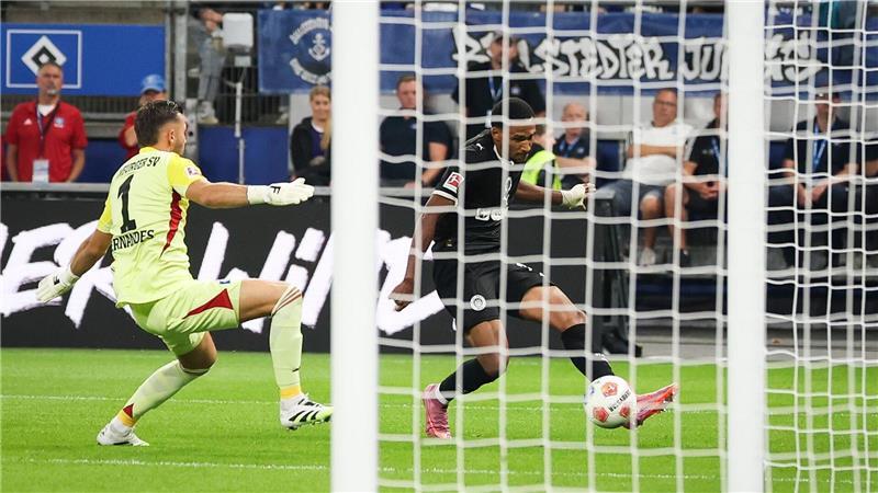 „Nicht gereicht“: St. Pauli zeigt HSV im Derby Grenzen auf Sorgte für die Entscheidung: Andreas Hountondji.