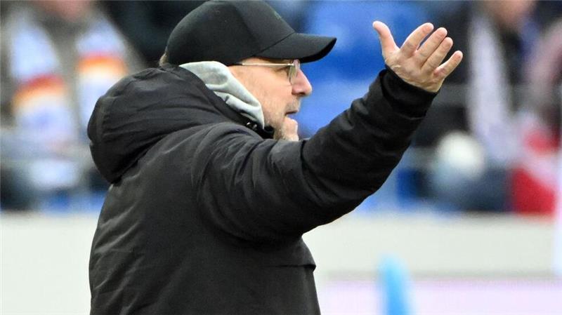 Münster schockt KSC mit Last-Minute-Treffer Später Jubel: Münster-Trainer Sascha Hildmann.