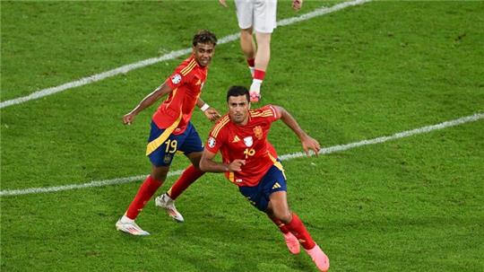 Spanien hat bisher alle Spiele hochverdient gewonnen und erst ein Gegentor kassiert.