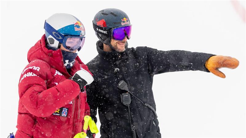Spannendes Duo: Aksel Lund Svindal (r.) gehört zu Vonns Trainerteam. (Archivbild)