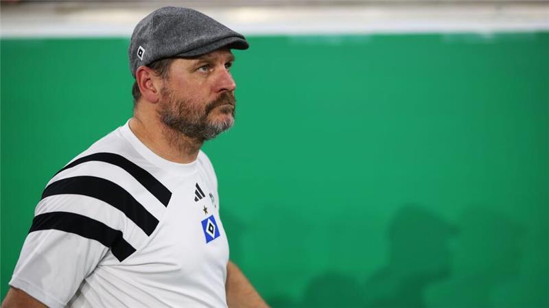 Sperre droht: Dennoch will sich HSV-Trainer Steffen Baumgart am Spielfeldrand nicht zurückhalten.