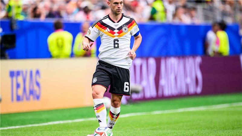 Der „Fahnenträger“: Kimmichs ganz neues WM-Gefühl Spielmacher auf der Außenbahn.
