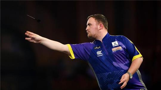 Spielte im Viertelfinale der Bahrain Masters einen Neun-Darter: Luke Littler.