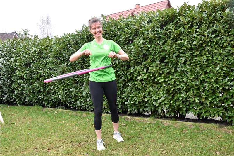 Sie bringt die Musicals der SG Buxtehude auf die Bühne Sportlich, sportlich: Alexandra Lieder macht nicht nur beim Tanzen eine gute Figur. Foto: Felsch