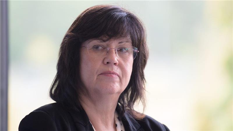 Rechte Umtriebe: Ein Hilferuf aus Brandenburg und die Folgen Sprembergs Bürgermeisterin Christine Herntier hat einen Brandbrief zum Erstarken des Rechtsextremismus veröffentlicht. (Archivbild)