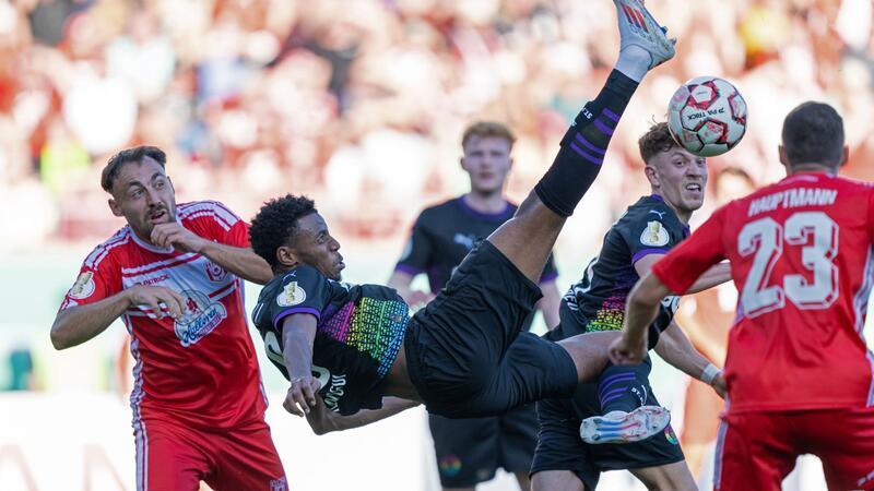 St. Pauli-Neuzugang Morgan Guilavogui vergab zwei frühe Möglichkeiten für St. Pauli.