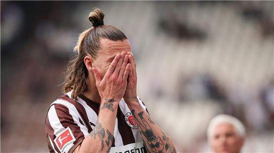St. Paulis Jackson Irvine nach der Heim-Niederlage gegen Mainz 05. 