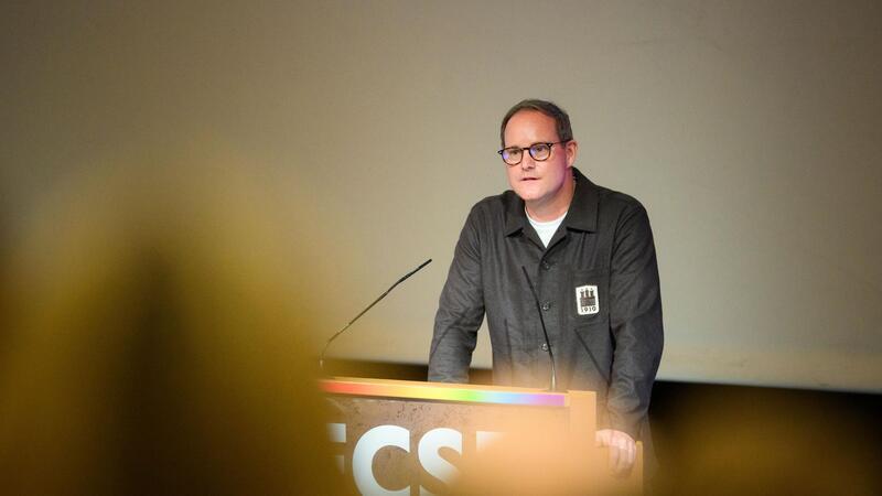 St. Paulis Präsident Oke Göttlich plant die Erweiterung des Stadions.