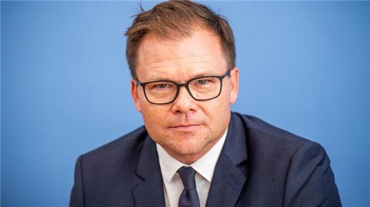 Staatsminister und Ostbeauftragter der Bundesregierung:Carsten Schneider.