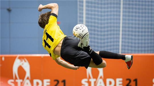 Stader Hallenzauber: Beim IDB Herren Cup wurde am vergangenen Wochenende sehenswerter Fußball geboten. Kann der prestigeträchtige Sparkassen Cup aufgrund der Schneefälle an diesem Samstag stattfinden?