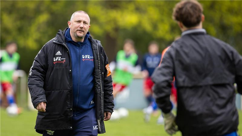 Stades Trainer Matthias Quadt war vor dem Spiel "guter Dinge". Dann sah er eine ganz schwache erste Halbzeit seiner Mannschaft.