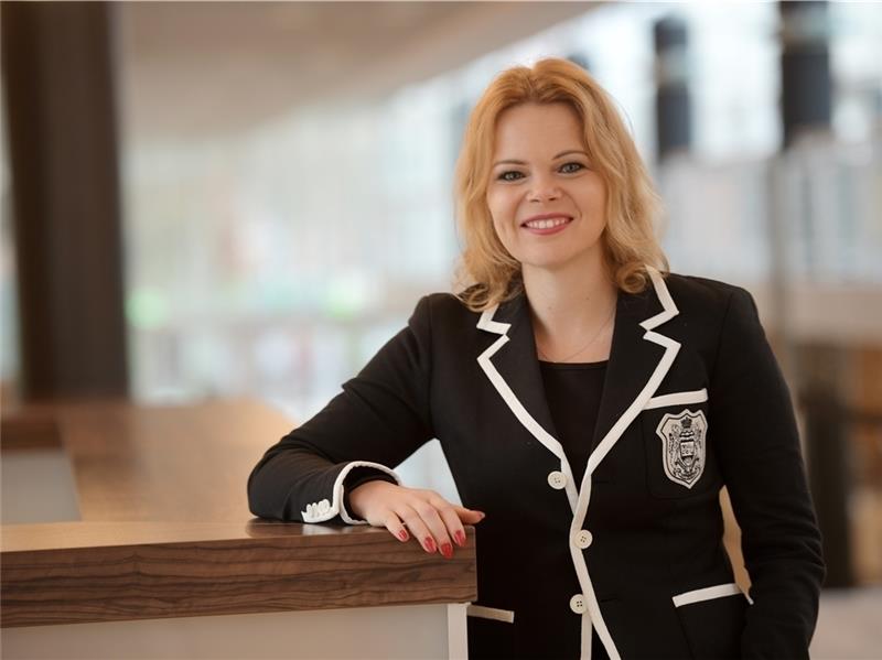 Vorwürfe gegen Stadeum-Chefin Silvia Stolz unhaltbar Stadeum-Chefin Silvia Stolz: „Wo kämen wir hin, wenn jeder, der offene Forderungen verrechnet, danach mit solchen Vorwürfen konfrontiert werden würde?“