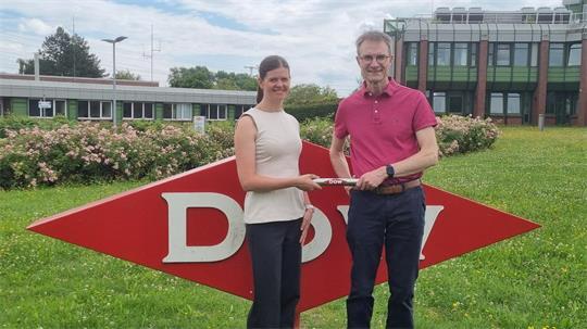 Staffelstabübergabe bei der Dow: Im April übernahm Julia Duryn die Leitung der Ausbildungsabteilung von ihrem Vorgänger Reinhard Dill.

