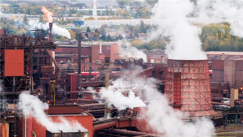 Krise der Stahlbranche: Tausende zu Demo in Berlin erwartet Stahlkonzernen machen die hohen Energiepreise zu schaffen (Archivbild)