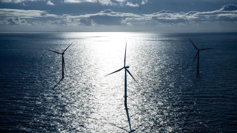 Vattenfall und Salzgitter AG schließen Strompartnerschaft Stahlproduktion mit grünem Strom aus Windkraft - dafür haben Vattenfall und die Salzgitter AG eine Strompartnerschaft geschlossen. (Archivbild)