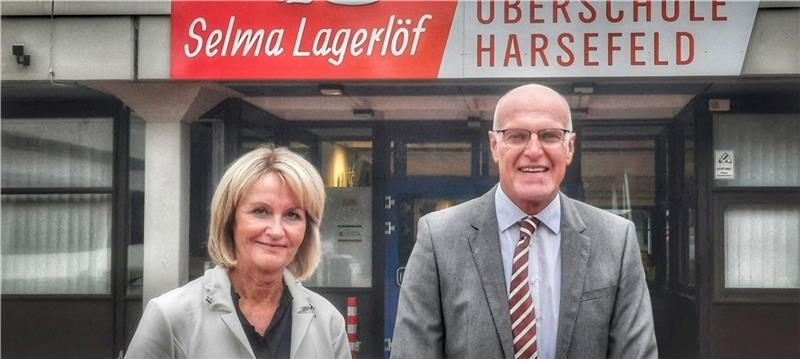 Standen beim Kreiselternrat in Harsefeld den Anwesenden Rede und Antwort: die Schuldezernenten Kathrin Stüer und Axel Keusemann.