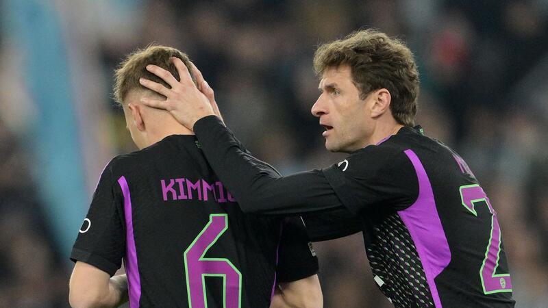 Alarmstufe Rot: FC Bayern droht Königsklassen-K.o. Standen wieder in der Startelf des FCB: Thomas Müller (r) und Joshua Kimmich.