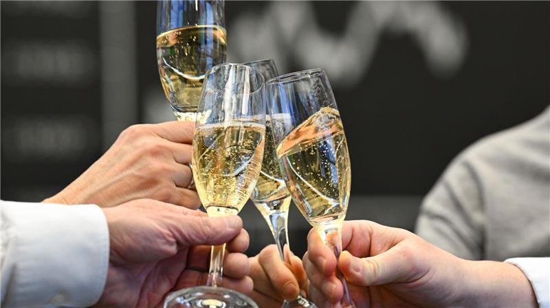Weltweite Privatvermögen steigen - Deutschland liegt zurück Starke Börsen treiben die Privatvermögen nach oben, gerade in den USA (Archivbild)