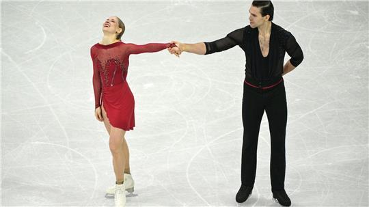 Starke Vorstellung: Minerva Hase und Nikita Volodin liegen nach dem Kurzprogramm in Führung.