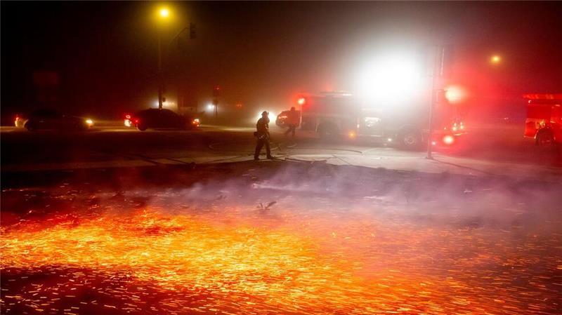 Starke Winde an der Westküste der USA könnten die Feuer erneut anfachen. (Foto aktuell)