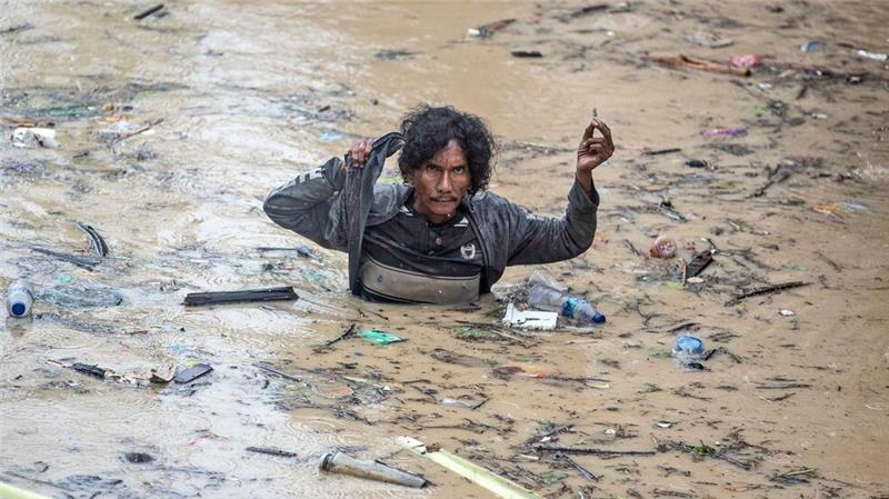 Nach Starkregen: 23 Tote bei Erdrutschen auf Sumatra Starkregen führte zu heftigen Überschwemmungen.