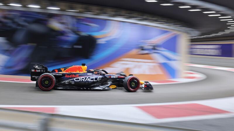 Wetten, dass? - Verstappen-Pole beschert Teamchef 500 Euro Startet in Abu Dhabi von Platz eins: Max Verstappen.