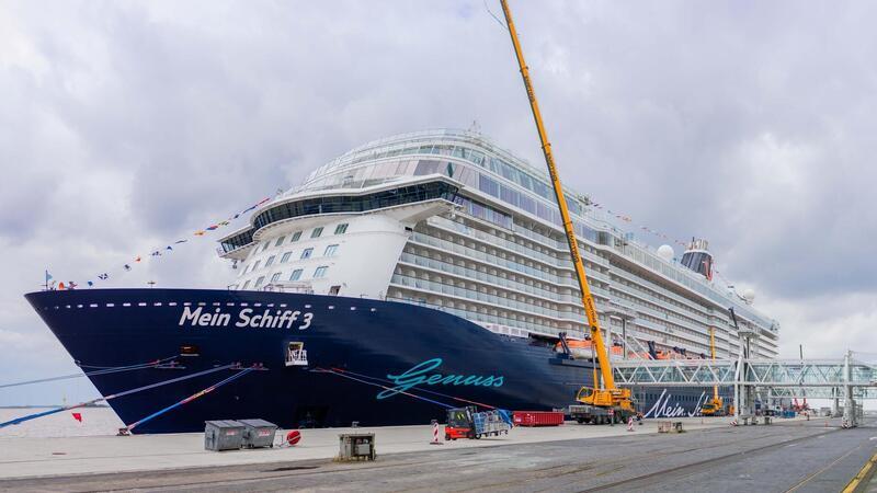 Startet zu ihrer letzten Langzeit-Reise der Wintersaison: die „Mein Schiff 3“ an der Columbuskaje.