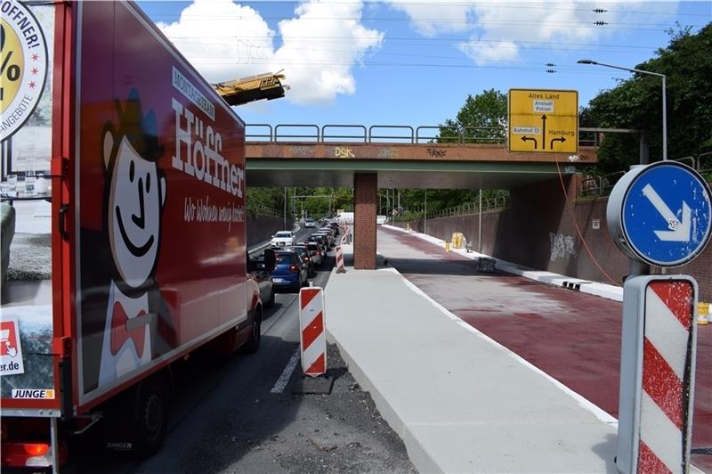 Staus wie hier im Ellerbruchtunnel gehören zum Buxtehuder Stadtbild.