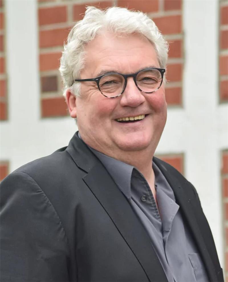 Stefan Holst tritt als Bürgermeisterkandidat wieder an.