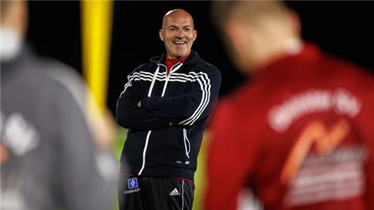 Stefan Schnoor arbeitete nach seiner Karriere als Sportdirektor, TV-Experte, Scout und zuletzt als Trainer in der HSV-Fußballschule.