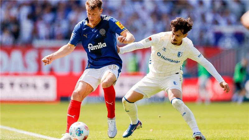 Stefan Schwab wird Holstein Kiel in diesem Sommer verlassen. (Archivbild)