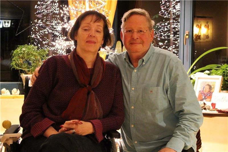 Wie ein kleiner Defekt für eine Buxtehuder Rollstuhlfahrerin zum großen Ärgernis wird Stefanie Adorno-Berg und Dr. Thomas Berg. Foto: Frank