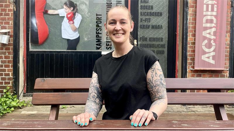 Stefanie Bürgermeister ist fit für den Job als Türsteherin vor der Olivia Jones Bar: In ihrer Freizeit gibt sie Kickbox-Unterricht.