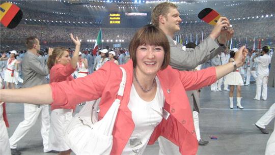 Stefanie Melbeck bei den Olympischen Spielen 2008 neben HSV-Torhüter Jogi Bitter.