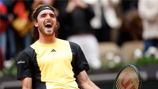 Stefanos Tsitsipas trat einen Tag vor seinem Viertelfinalmatch gegen Carlos Alcaraz noch mit seinem Bruder im Doppel an.
