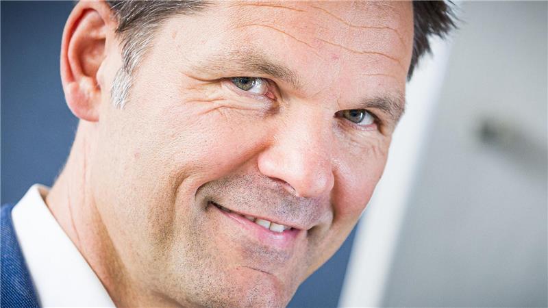 Krach will SPD Berlin aus dem Umfragetief holen Steffen Krach will den Abwärtstrend seiner SPD als Spitzenkandidat in Berlin stoppen.