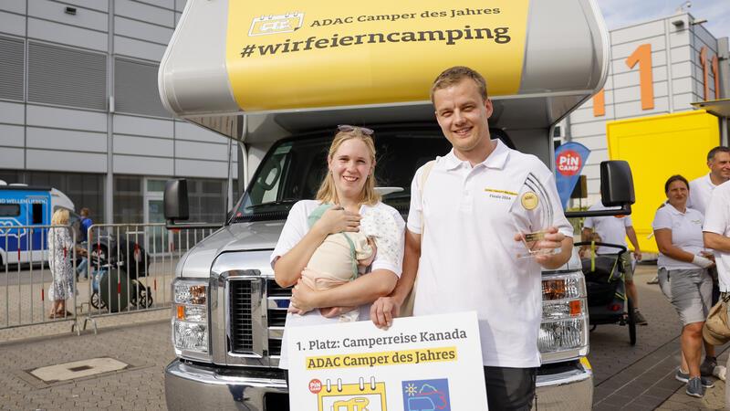 Steffen und Cathi Weiss sind mittlerweile im VW Crafter unterwegs.