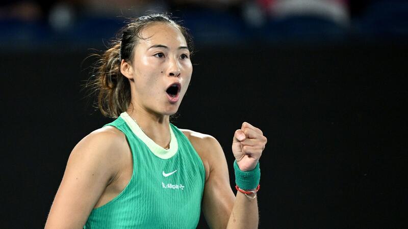 Zehn Jahre nach Li Na: Zheng Qinwen kämpft um Titel Steht bei den Australian Open im Finale: Qinwen Zheng.