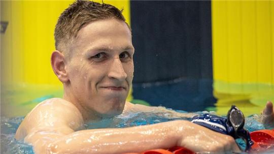 Steht bei der Schwimm-WM über 200 Meter Brust im Halbfinale: Lukas Märtens.