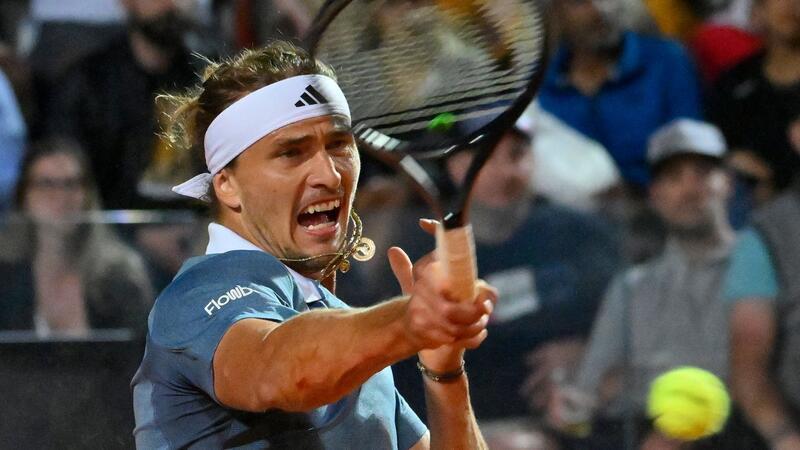 Trotz Schrecksekunde: Zverev erreicht Halbfinale in Rom Steht beim Turnier in Rom im Halbfinale: Alexander Zverev.