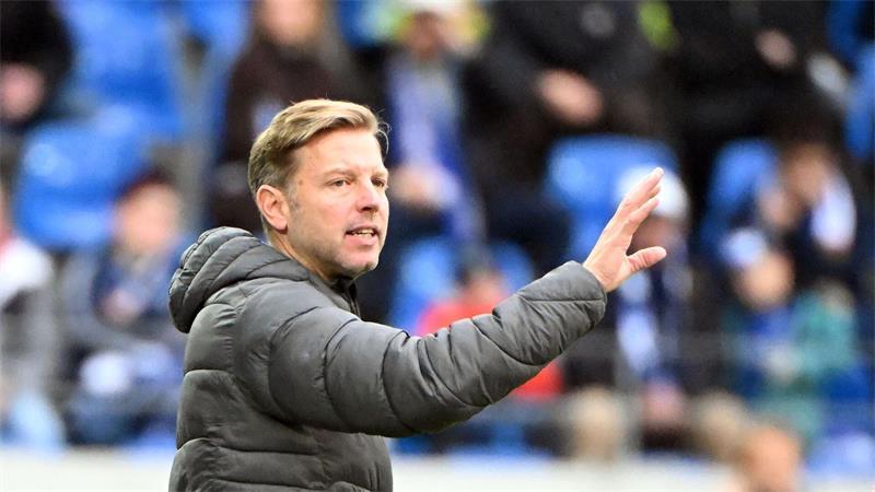 Steht mit seiner Mannschaft unter Druck: Darmstadts Coach Florian Kohfeldt. (Archivbild)