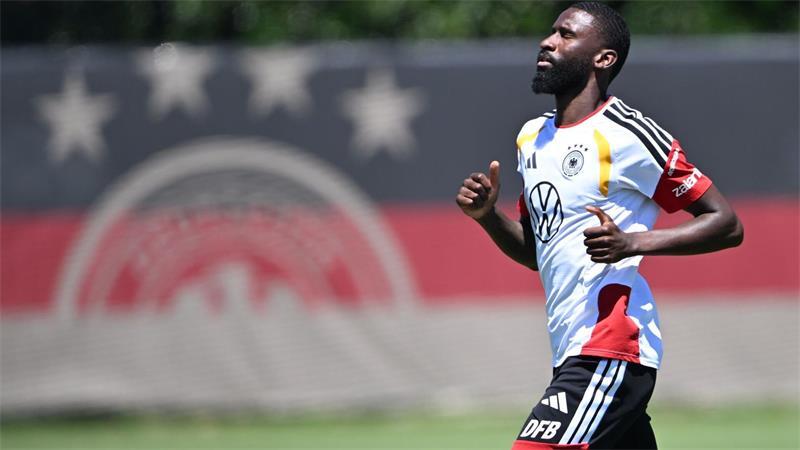 Nach Schlotterbeck-Aus ist „Buhmann“ Rüdiger wieder wichtig Steigerungsläufe vor dem ersten WM-Startelfeinsatz.