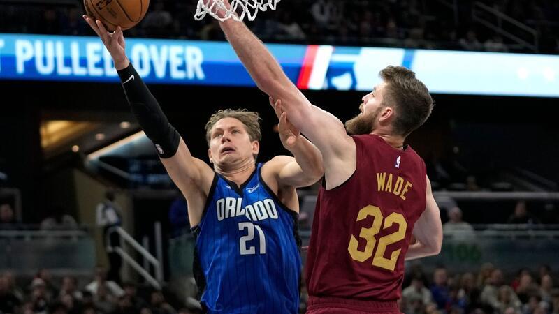 Wagner-Brüder mit Orlando erfolgreich Steuerte acht Punkte zu Orlandos Sieg gegen Cleveland bei: Moritz Wagner (21).
