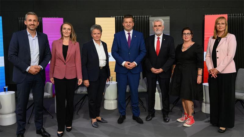 Stiegen in die Wahlarena: Alle Spitzenkandidaten zur Landtagswahl.