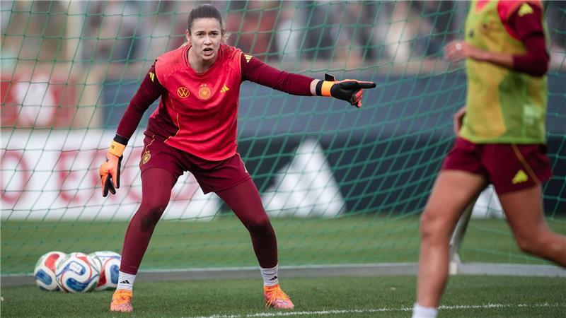 Stina Johannes soll sich gegen Frankreich im Tor bewähren.