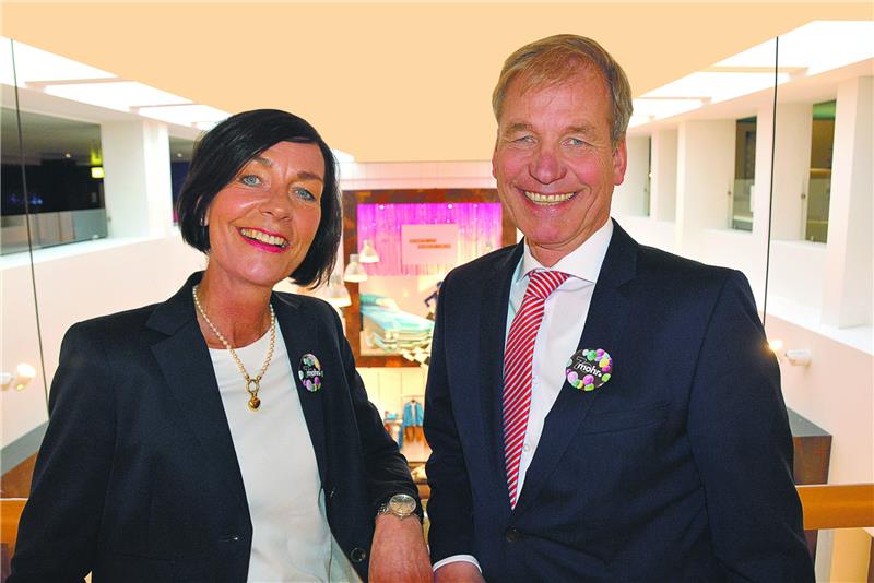 More Moden aus der Traumfabrik in Dollern Stolz auf die Vergangenheit und keine Angst vor der Zukunft: Beke und Volker Mohr . Foto: Stephan