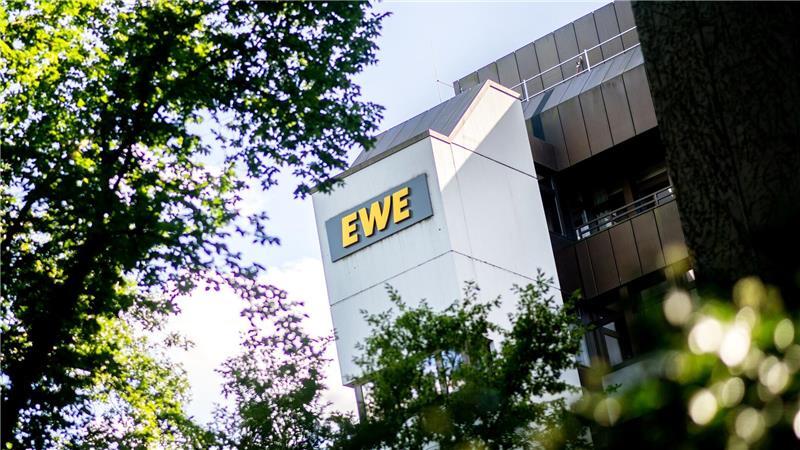 EWE stoppt Wasserstoffprojekt in Bremen vorerst Stopp für ein Wasserstoffprojekt beim Energieversorger EWE (Archivbild)