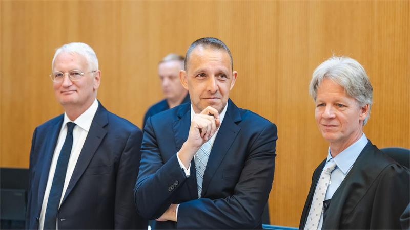 Gerichtsbeschluss: Vergabe der Wiesn-Zelte war rechtmäßig Streitbar: Alexander Egger will eine EU-weite Ausschreibung der großen Wiesnzelte erreichen. (Archivbild)